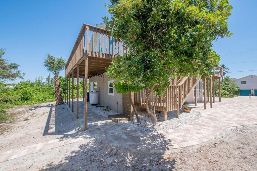 Bright New Beach House With In- Law Suite -- 2 Blocks To Beach! 圣奥古斯丁 外观 照片