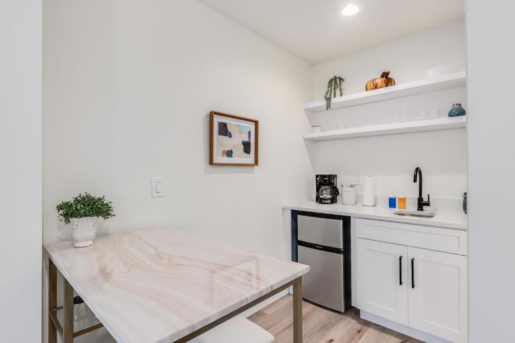 Bright New Beach House With In- Law Suite -- 2 Blocks To Beach! 圣奥古斯丁 外观 照片